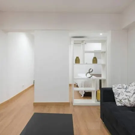 2 Apartment *